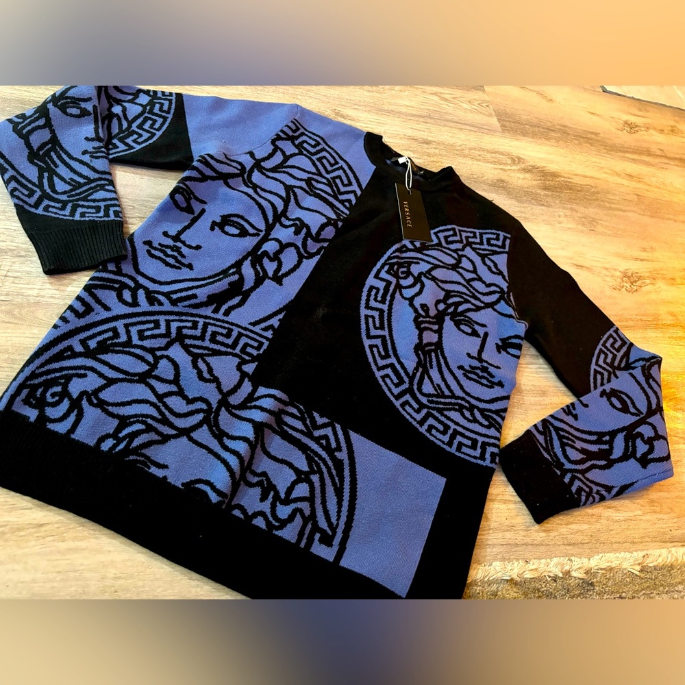 COPY - Versace sweater extra large for men